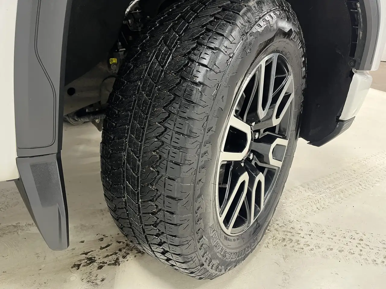 GMC Sierra 1500 снимка GMC Sierra 1500