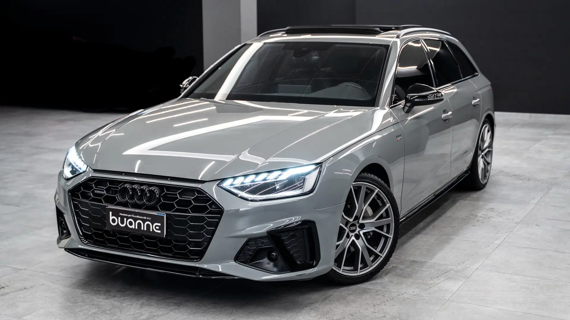 Audi A4 AVANT 40 2.0 TDI MHEV QUATTRO S LINE TETTO MATRIX Grigio - 1