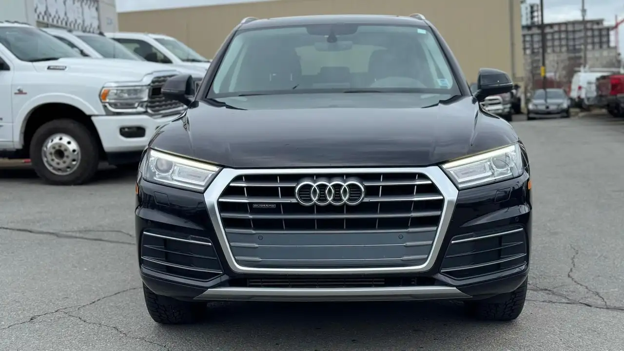 Audi Q5 снимка Audi Q5