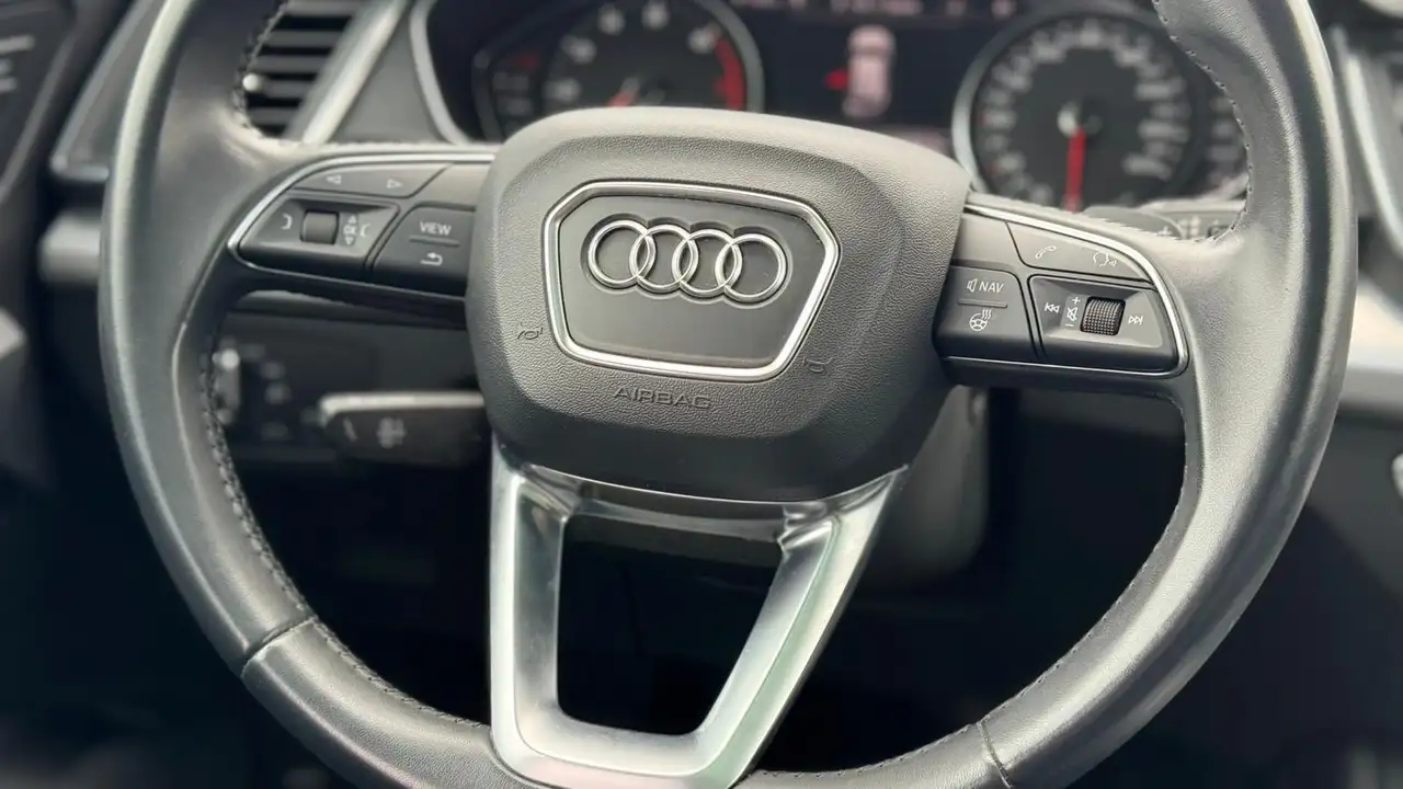 Audi Q5 снимка Audi Q5