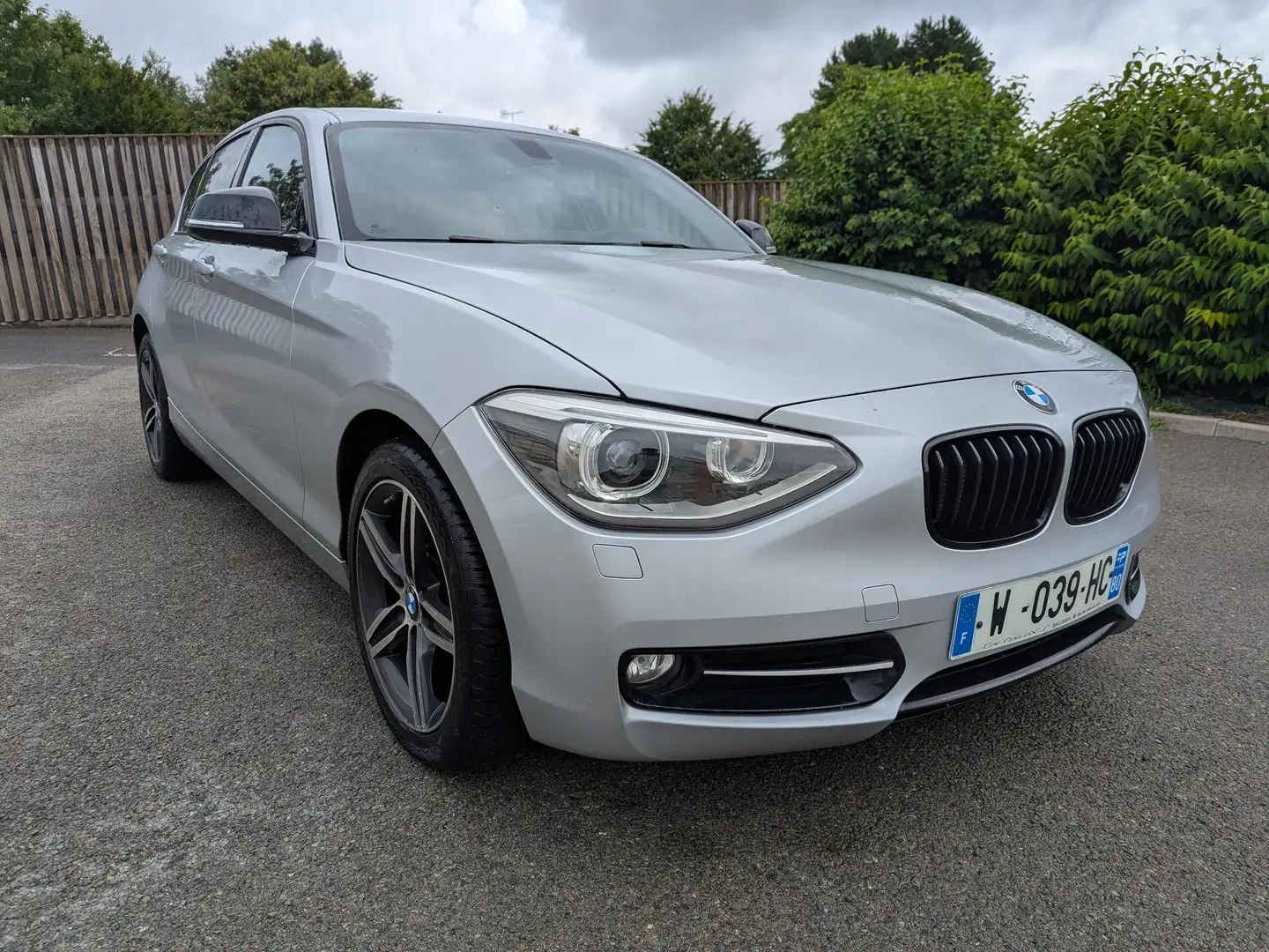 BMW 116 116d 116 ch Edition Premiere A vo:518 - 1