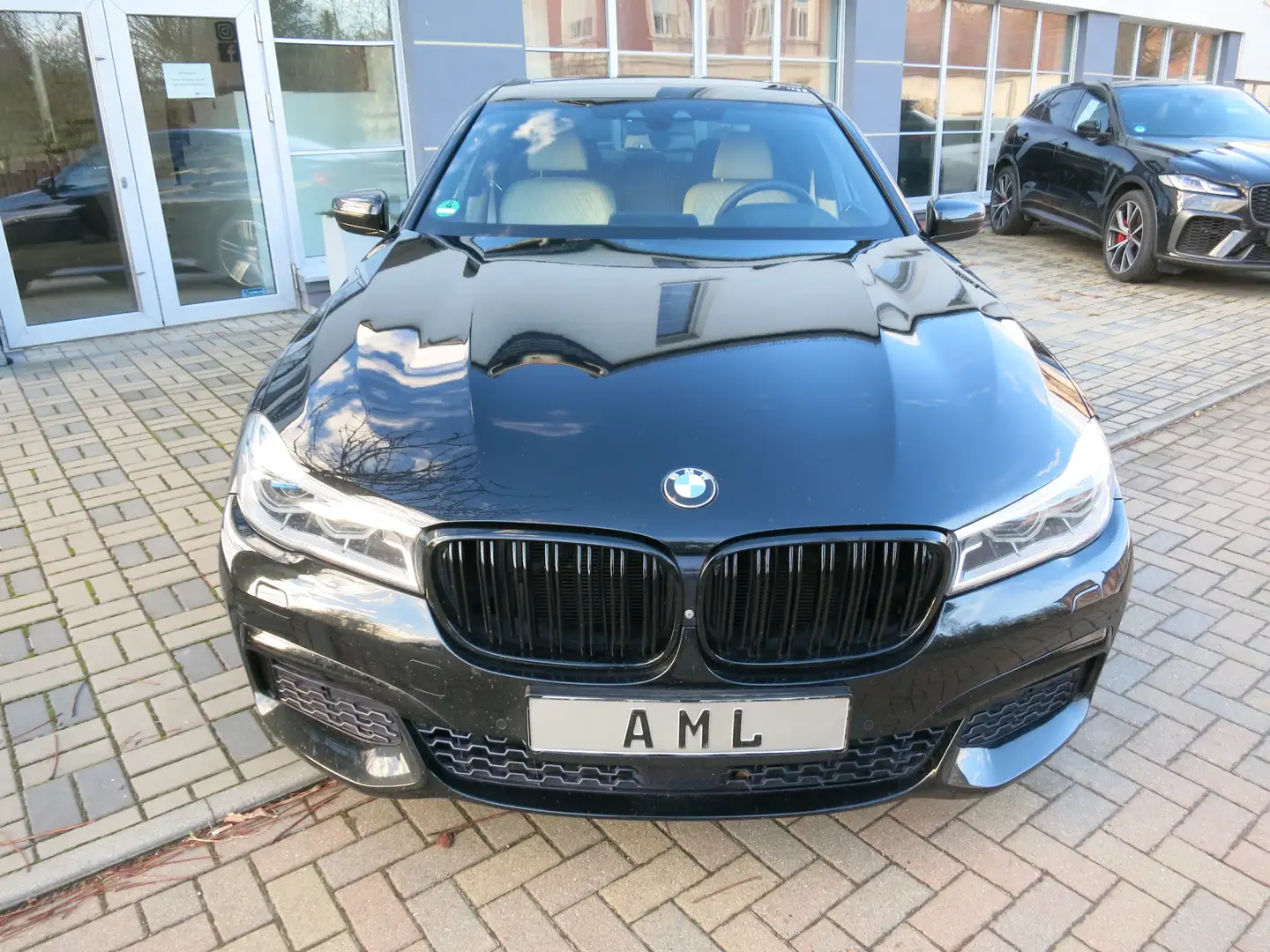 BMW 740 740 d xDrive M-Paket Harman-Kardon 360 Kamera DAB Schwarz - 2