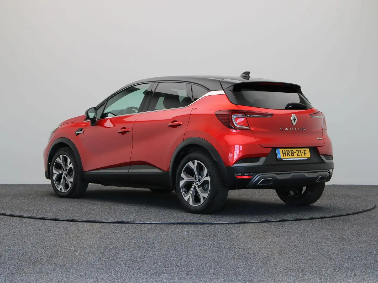 Renault Captur 1.3 TCe 140pk R.S. Line | Geremd 1500kg |  Grootsc Rouge - 2