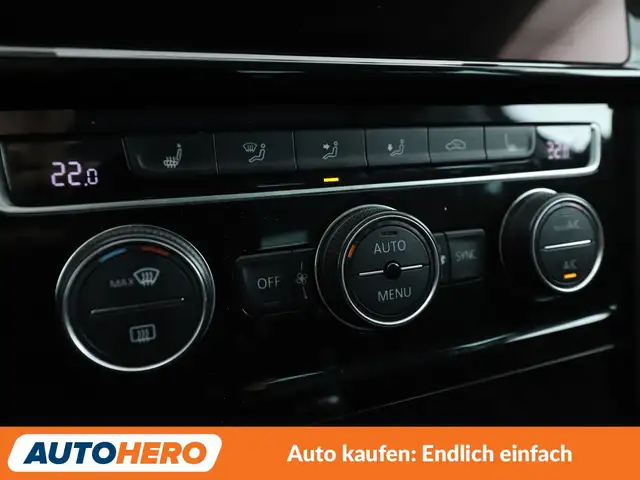 Volkswagen Golf view 22
