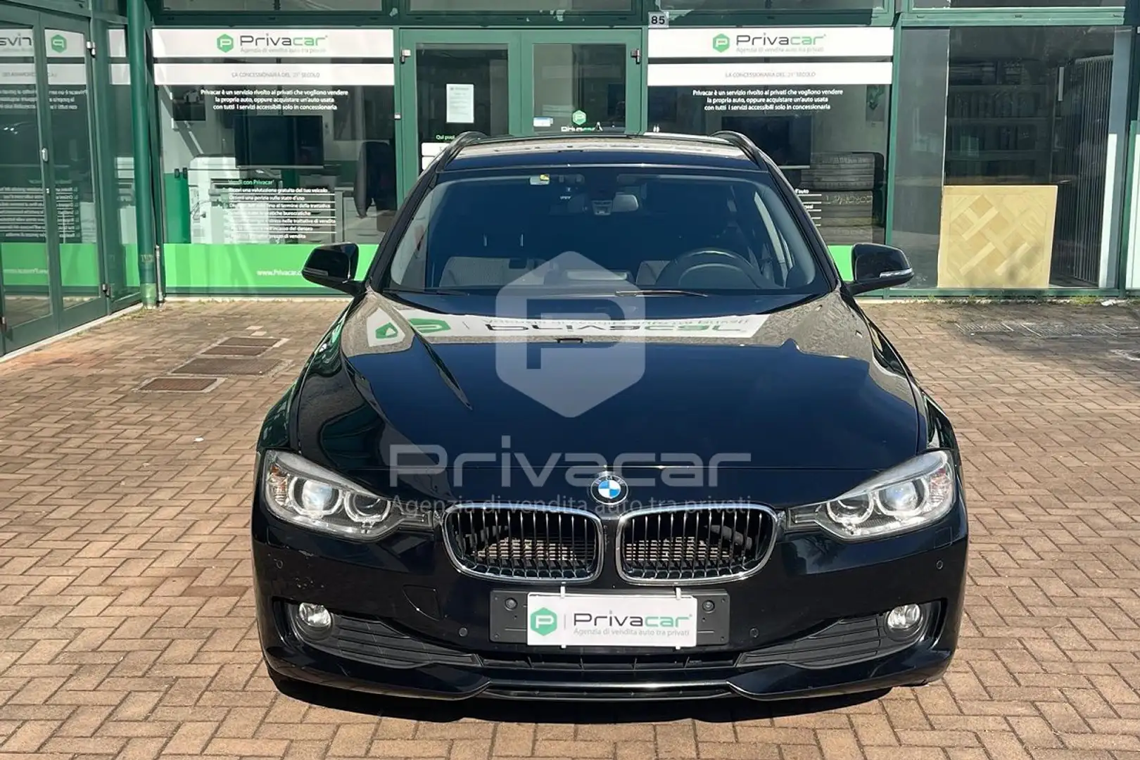 BMW 318 318d Touring Business aut. Nero - 2