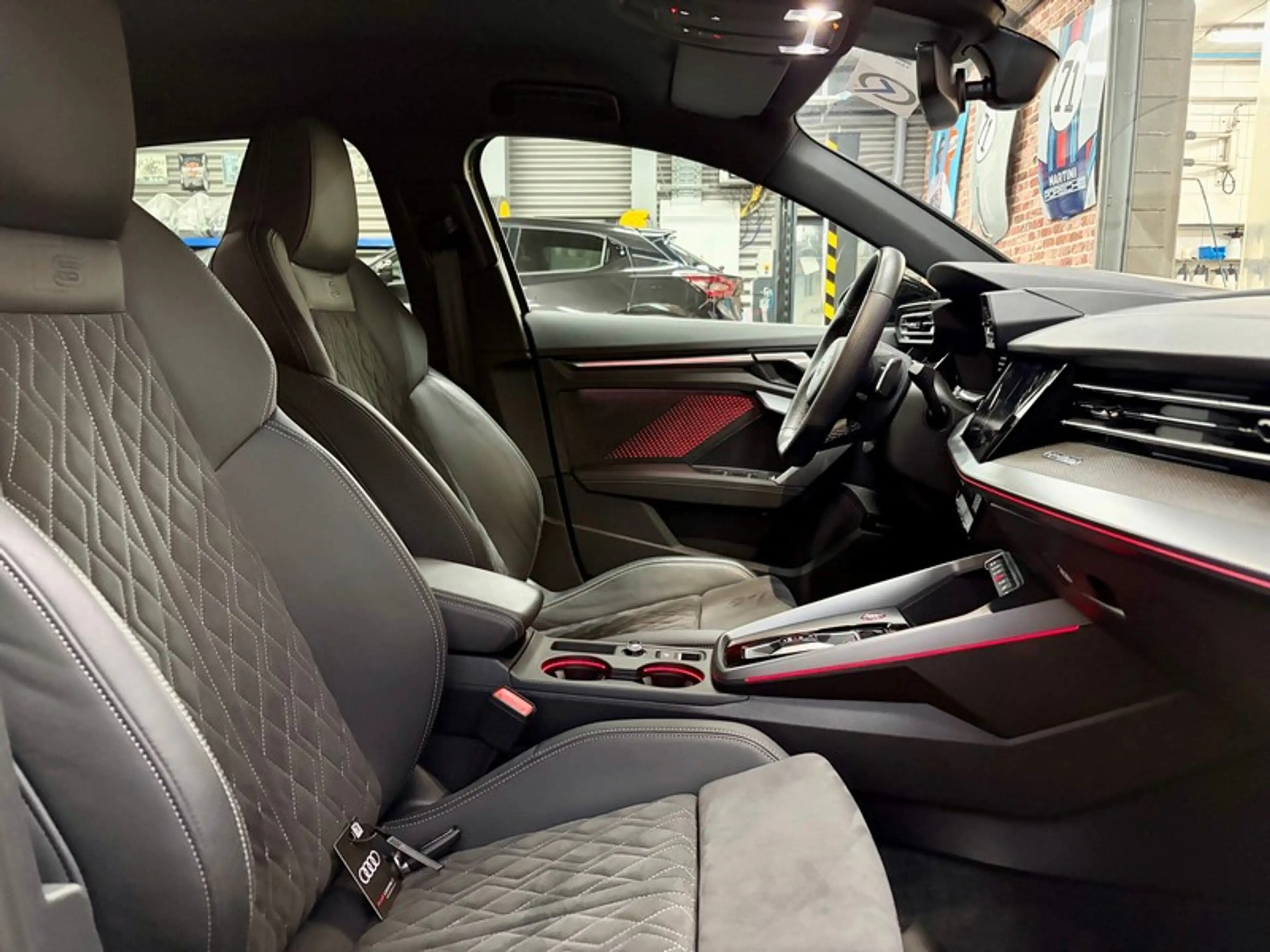 Audi S3 S3 Sportback 2.0 TFSi 333cv Auto QUATTRO — photo 8