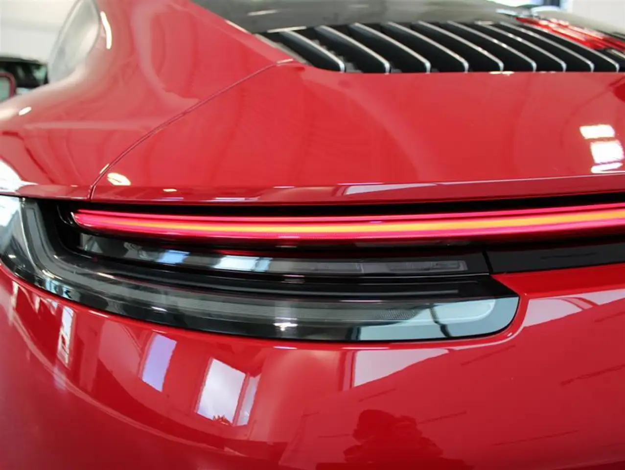 Porsche 911 снимка Porsche 911