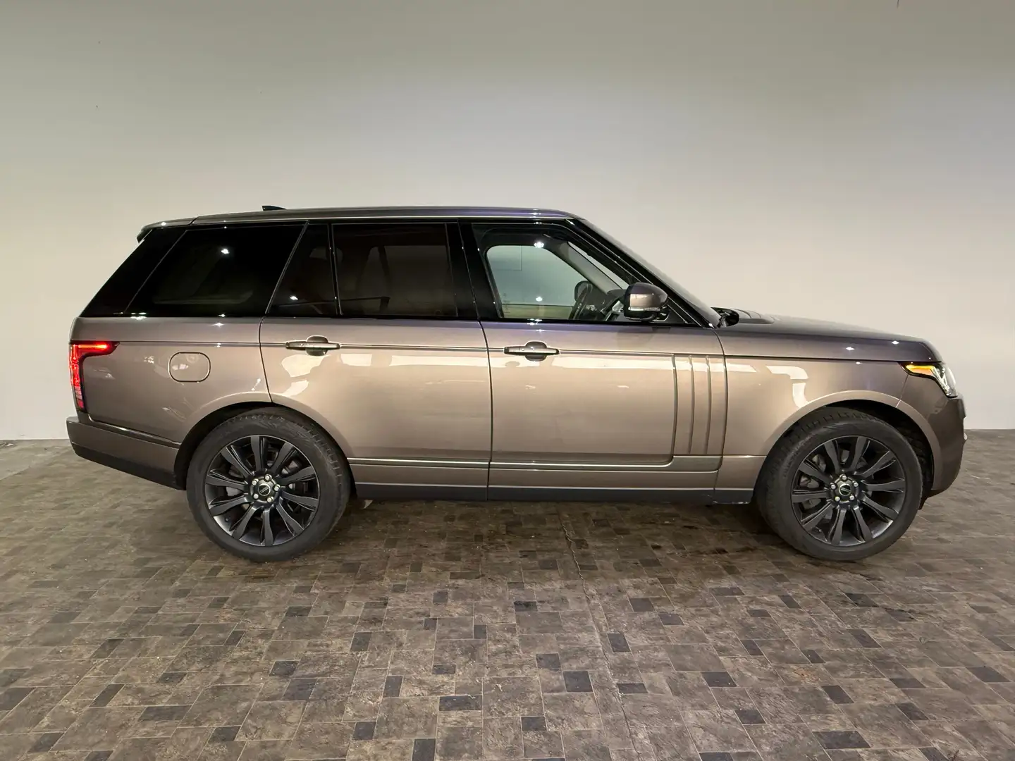 Land Rover Range Rover 4,4 SDV8 Vogue, Pano, 360°, ACC, Meridian, Braun - 1