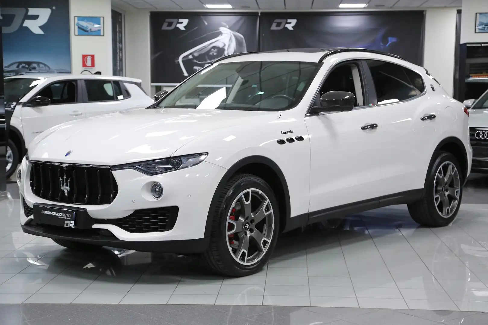 Maserati Levante V6 Diesel 250 cv AWD auto Bianco - 1