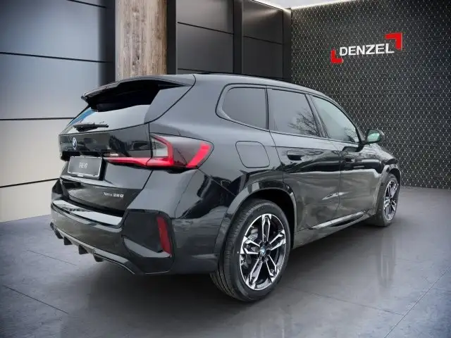 BMW X1 xDrive25e U11 XB2 Ansicht 4