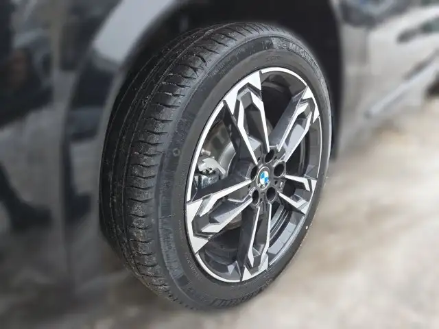 BMW X1 xDrive25e U11 XB2 Ansicht 5