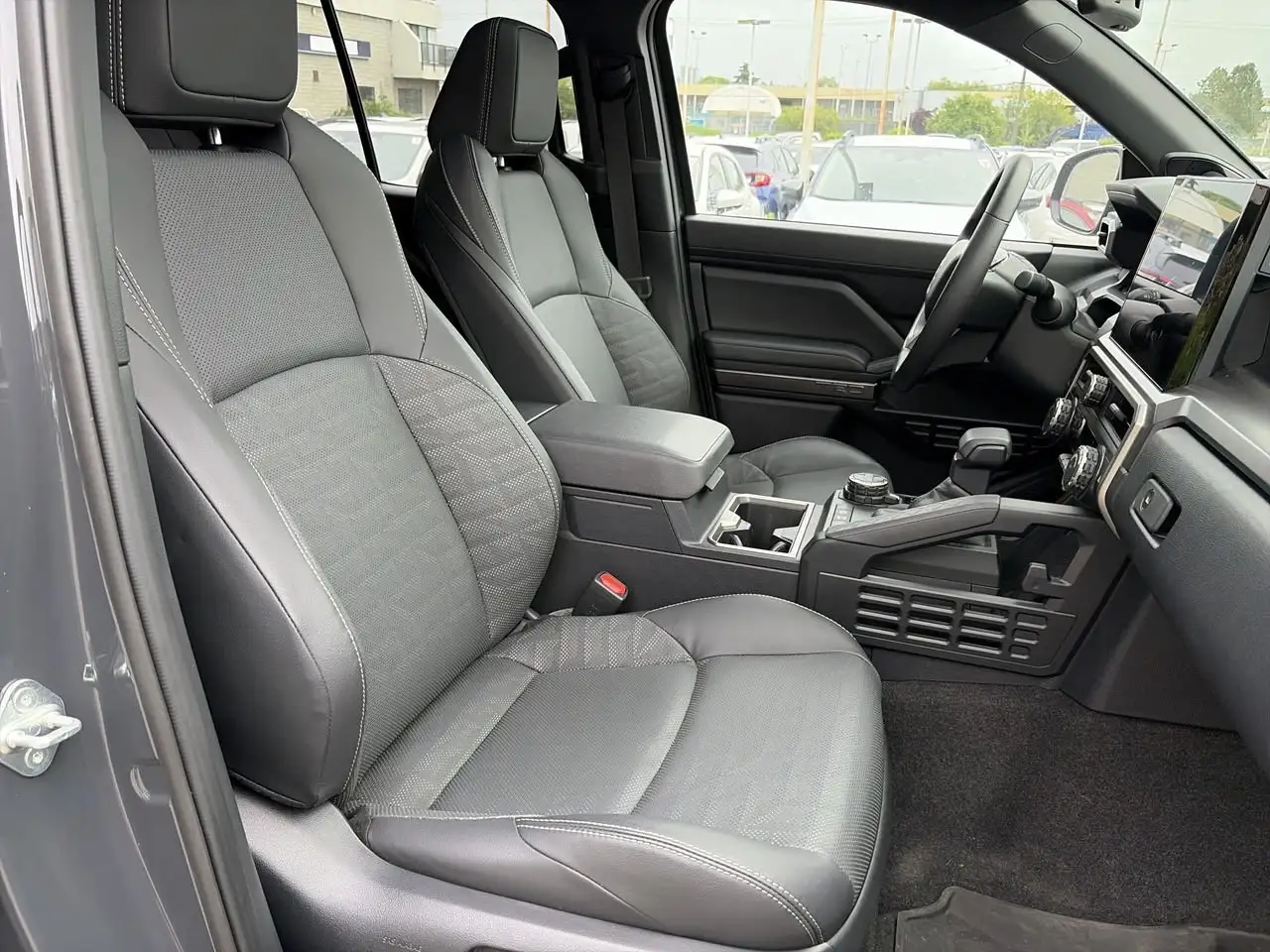 Toyota 4-Runner снимка Toyota 4-Runner