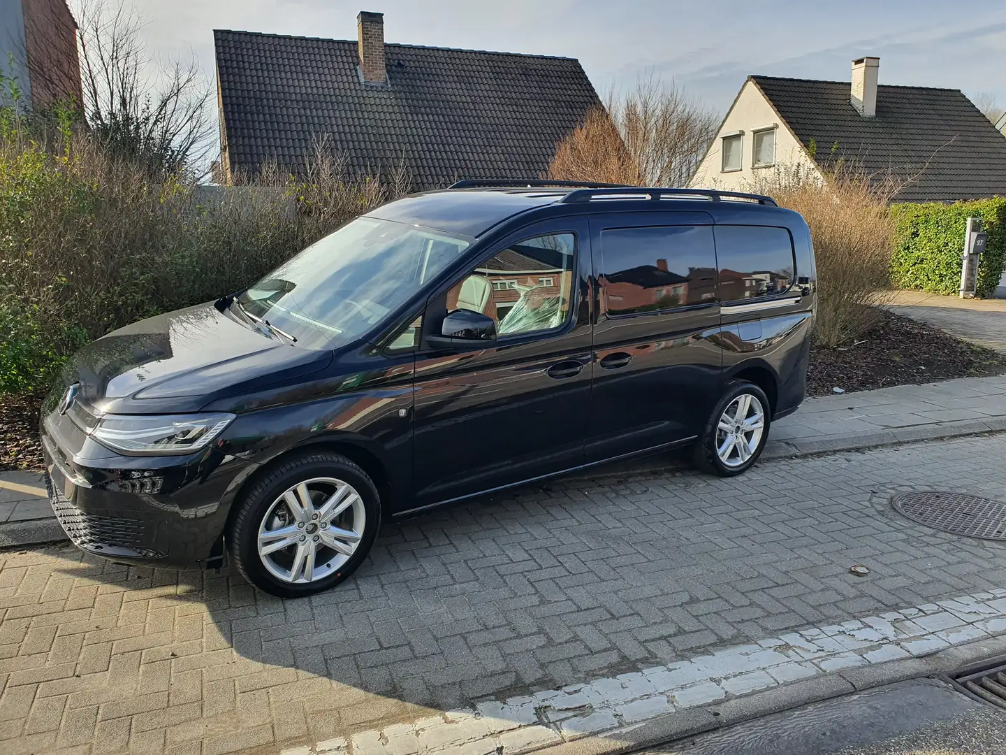 Volkswagen Caddy Zwart - 1