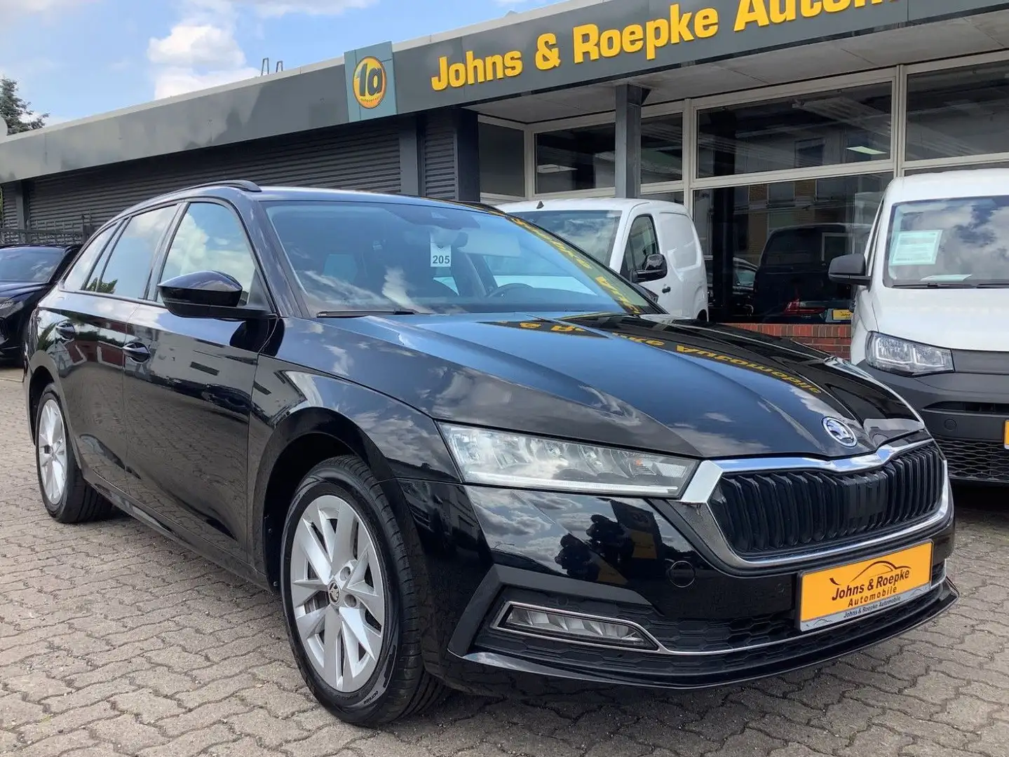 Skoda Octavia Combi Style 2,0 TDI /AHK / NAVI / KAMERA Negro - 1