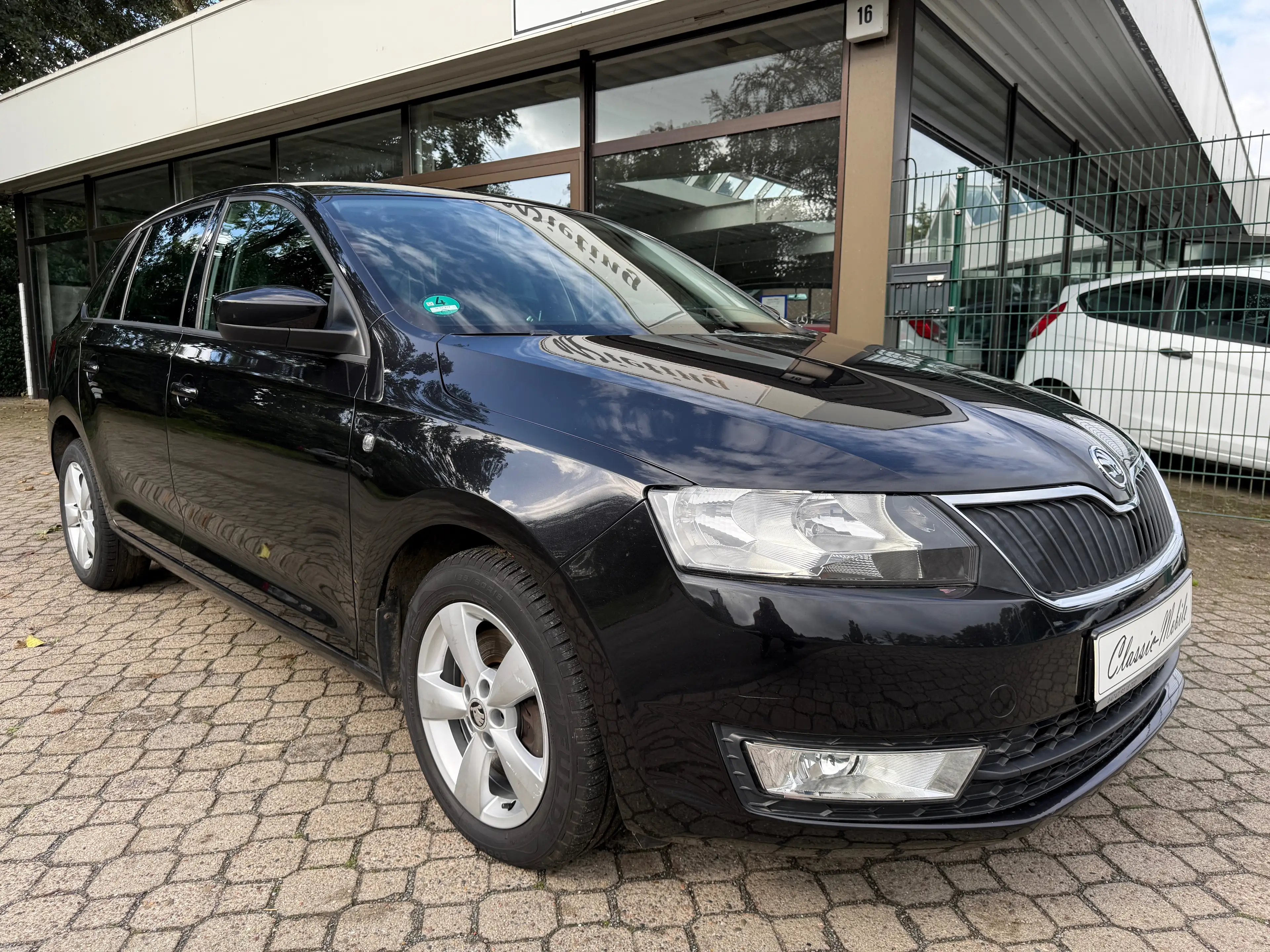 Skoda Rapid/Spaceback 1.4 TSI DSG Drive *nur 71 TKM*Automatik*Klimaautomatik*SHZ*Tempomat* — photo 3