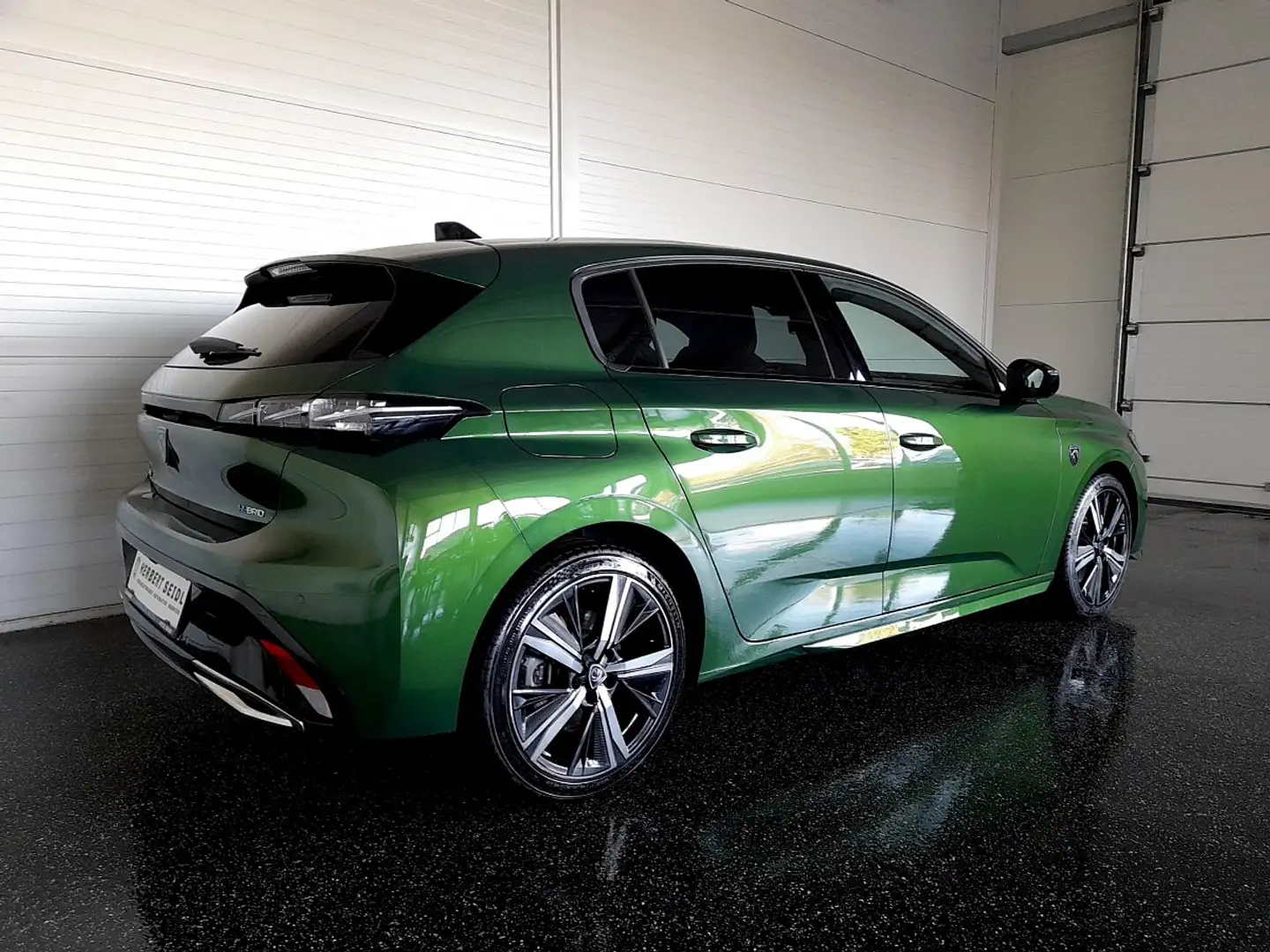 Peugeot 308 GT-LINE 225 PHEV Aut. *SKY / 18 ZOLL / NAVI / V... Grün - 2