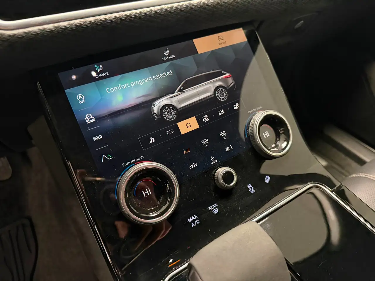 Land Rover Range Rover Velar снимка Land Rover Range Rover Velar