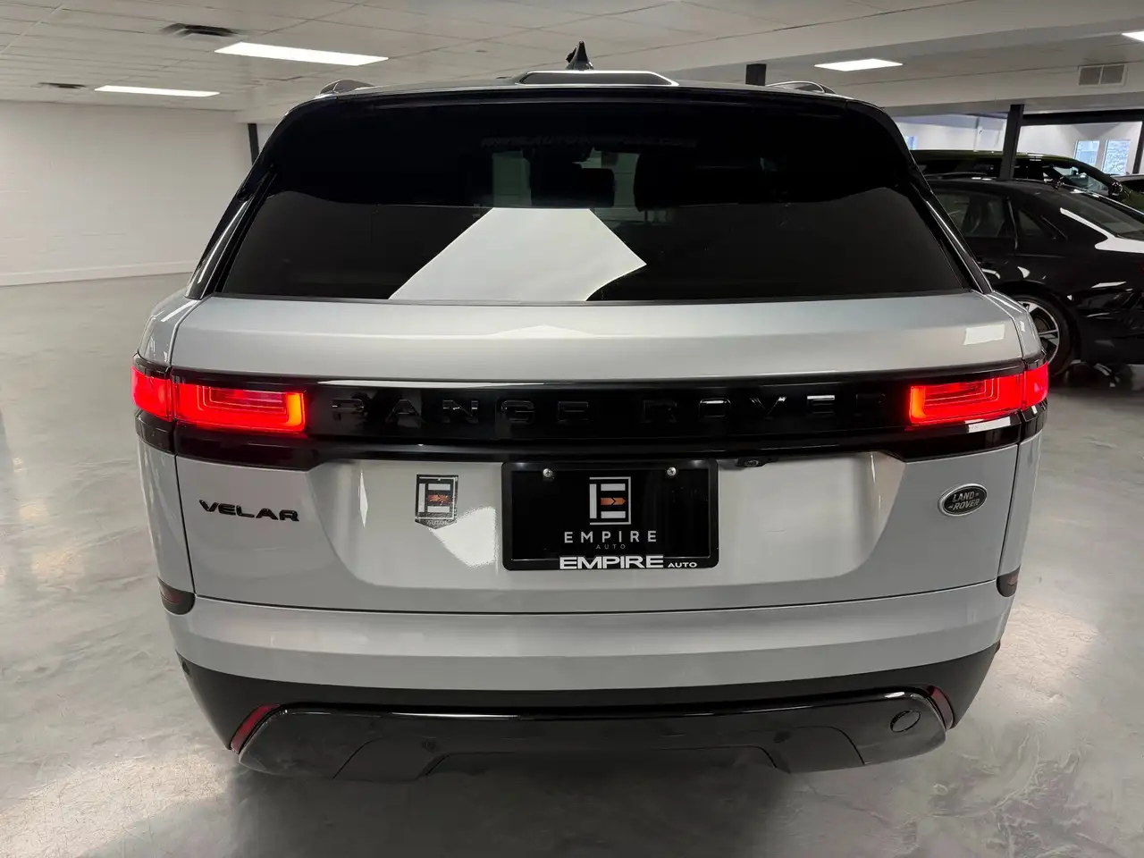 Land Rover Range Rover Velar снимка Land Rover Range Rover Velar