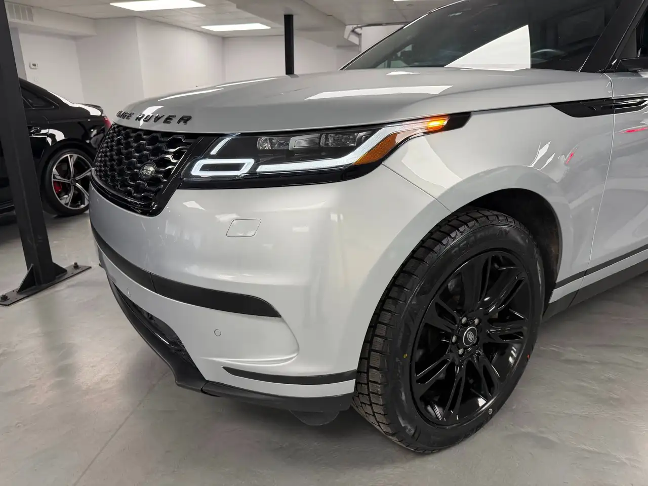 Land Rover Range Rover Velar снимка Land Rover Range Rover Velar