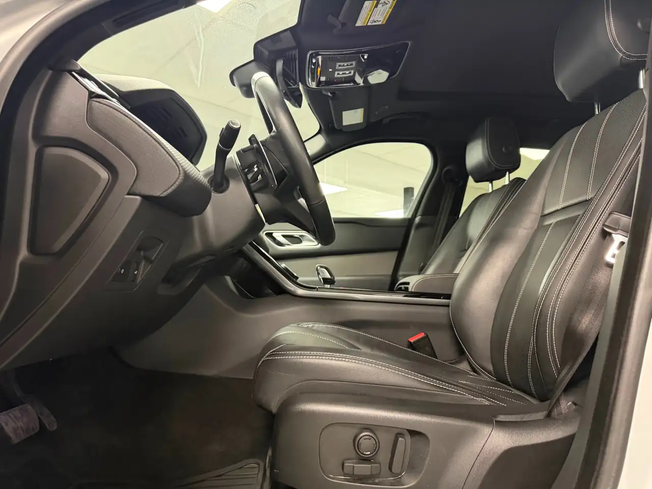 Land Rover Range Rover Velar снимка Land Rover Range Rover Velar