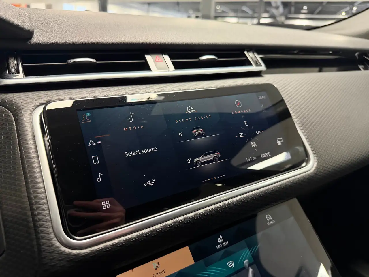 Land Rover Range Rover Velar снимка Land Rover Range Rover Velar