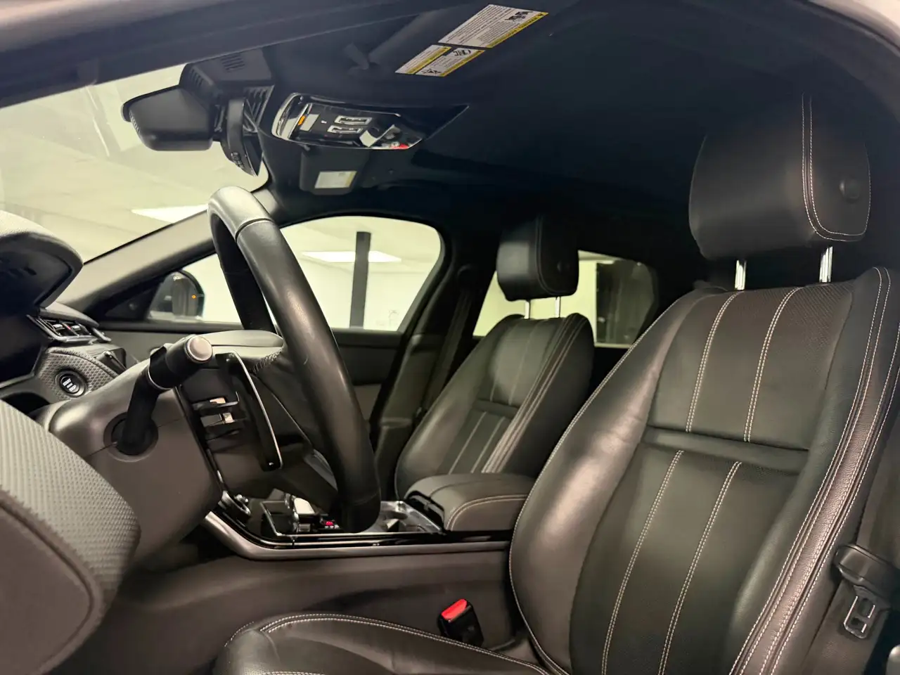 Land Rover Range Rover Velar снимка Land Rover Range Rover Velar
