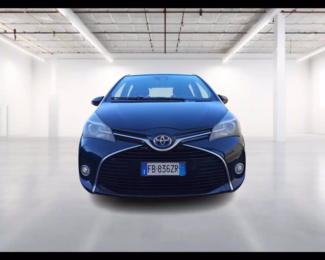 Toyota Yaris 5p 1.5h Active Nero - 2