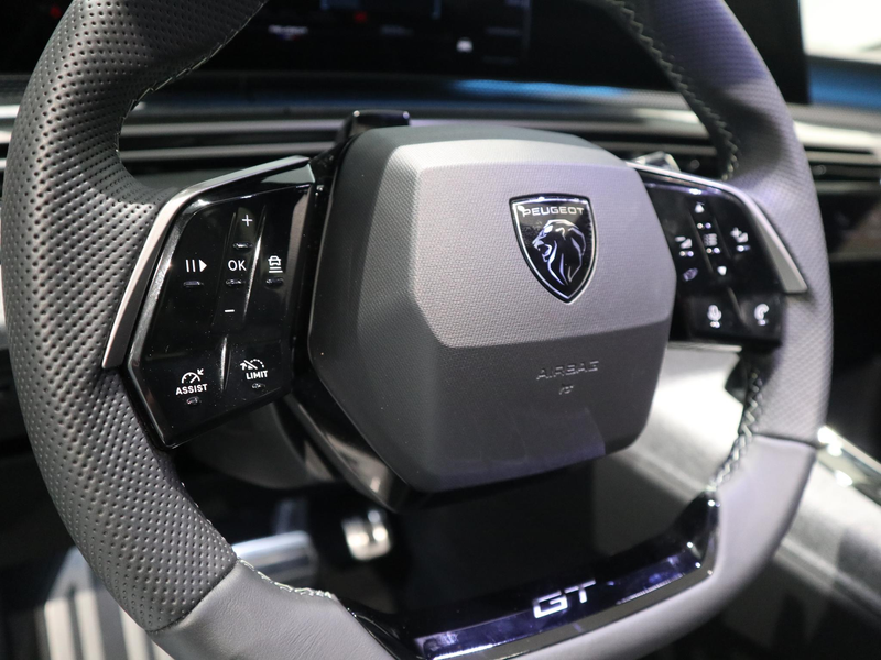 Peugeot 5008 e-5008 GT Avantage 73 kWh 7p | Panaromadak | Elekt — photo 12