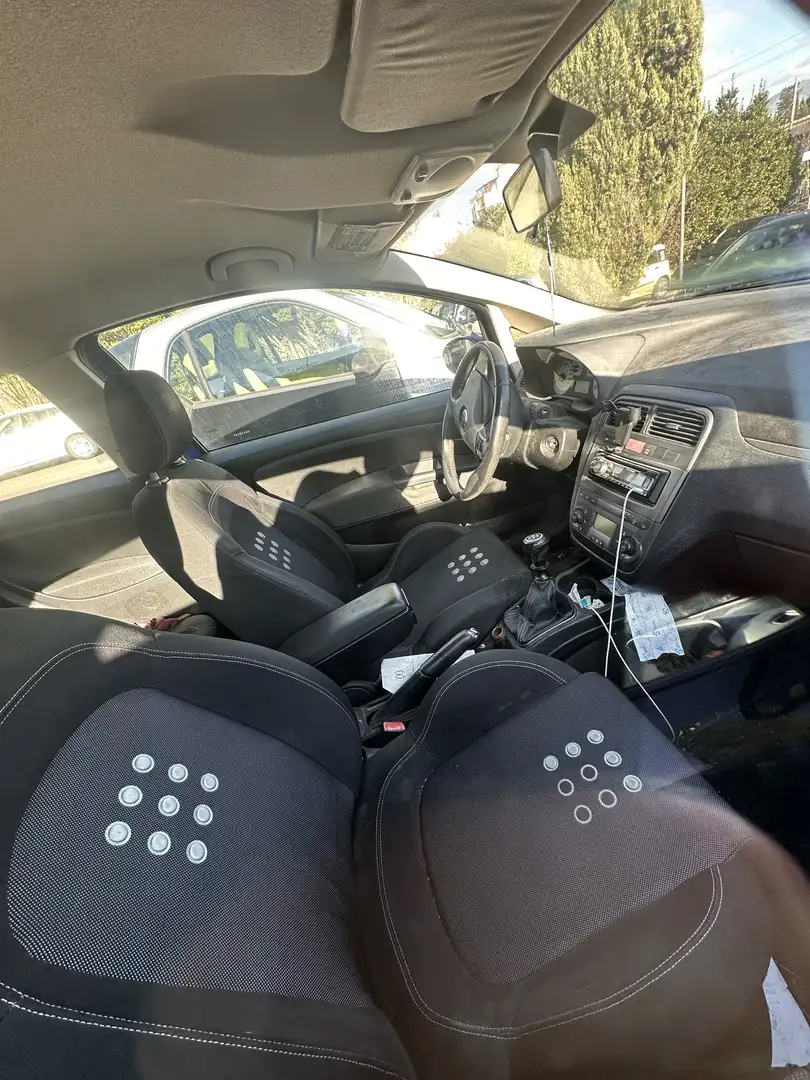 Fiat Punto 1.4 16v Sporting - 1