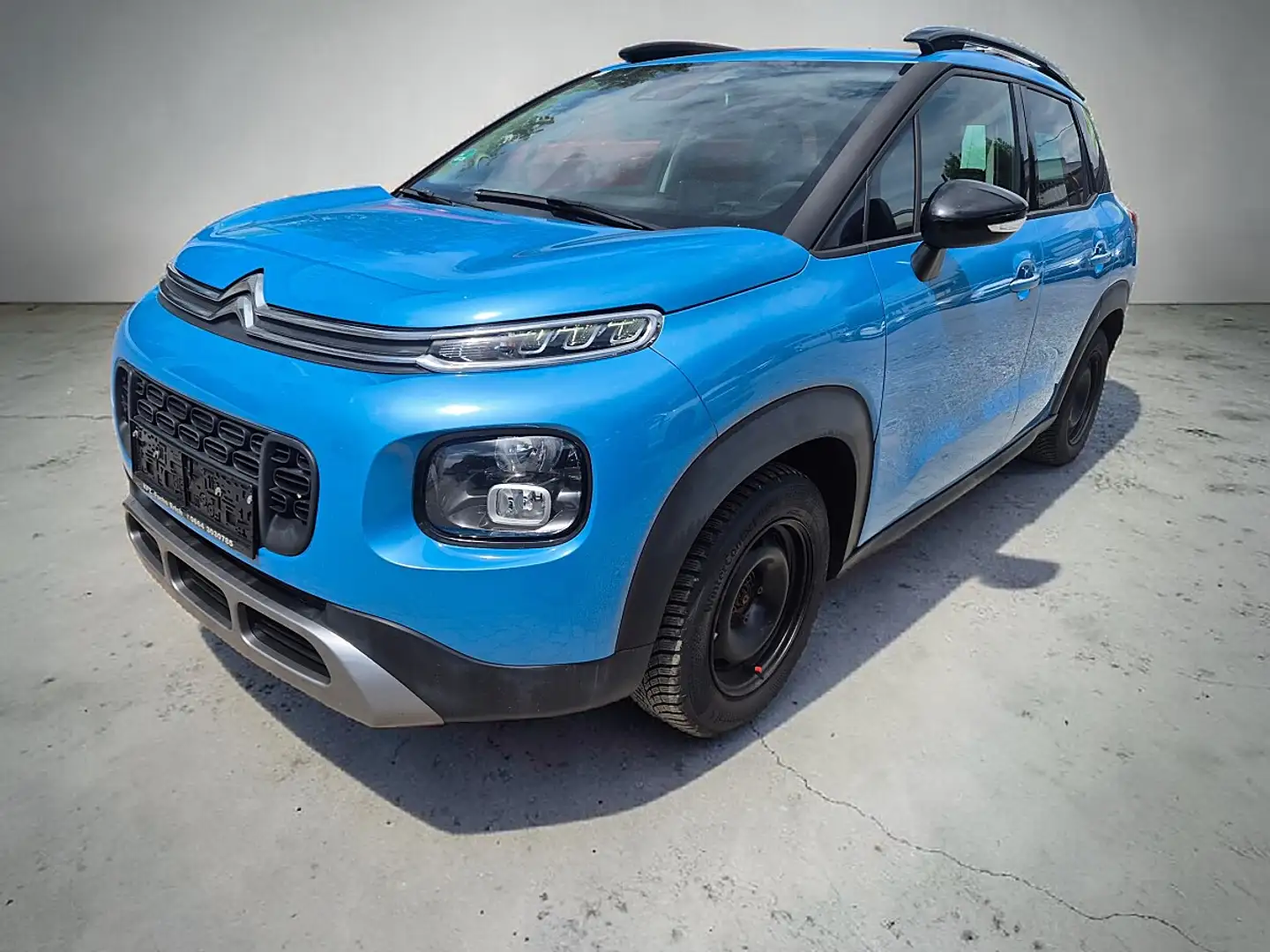 Citroen C3 Aircross BlueHDi 100 S&S 5-Gang-Manuell Shine Blau - 1