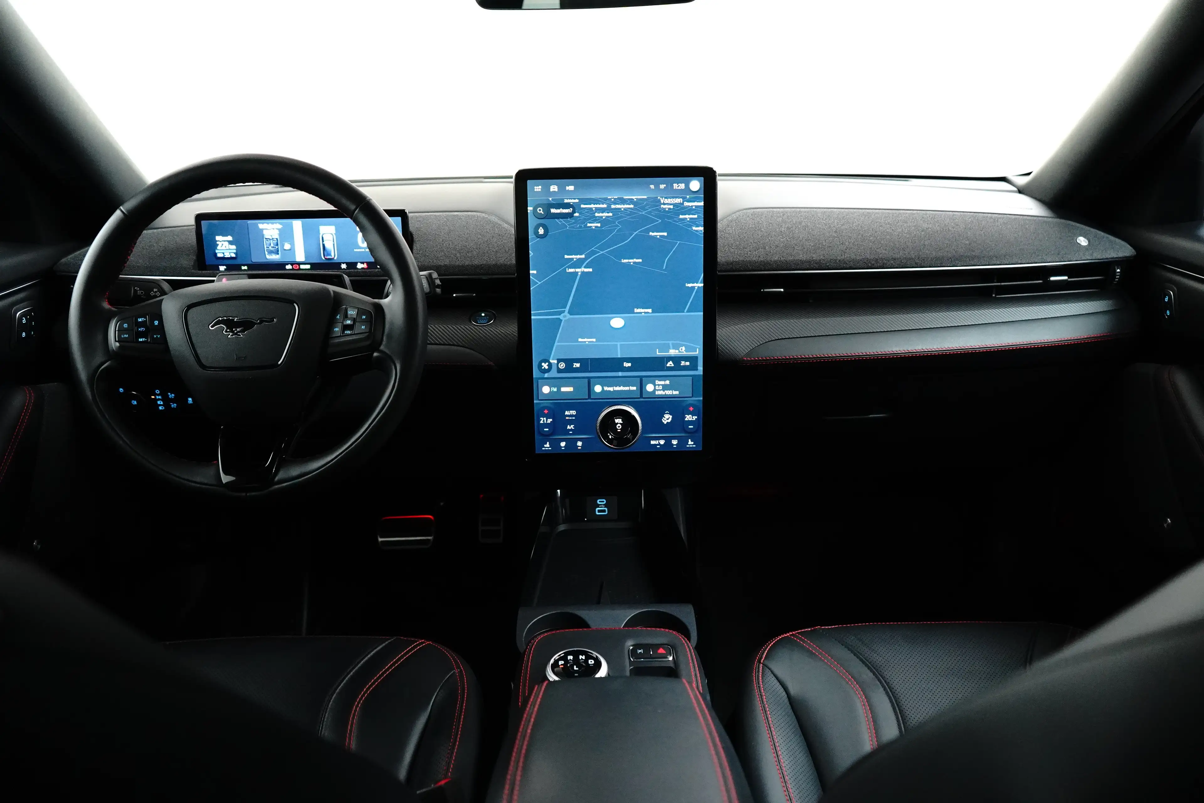 Ford Mustang Mach-E Extended Range AWD 98KWh 351pk | Afn. Trekhaak | P — photo 11