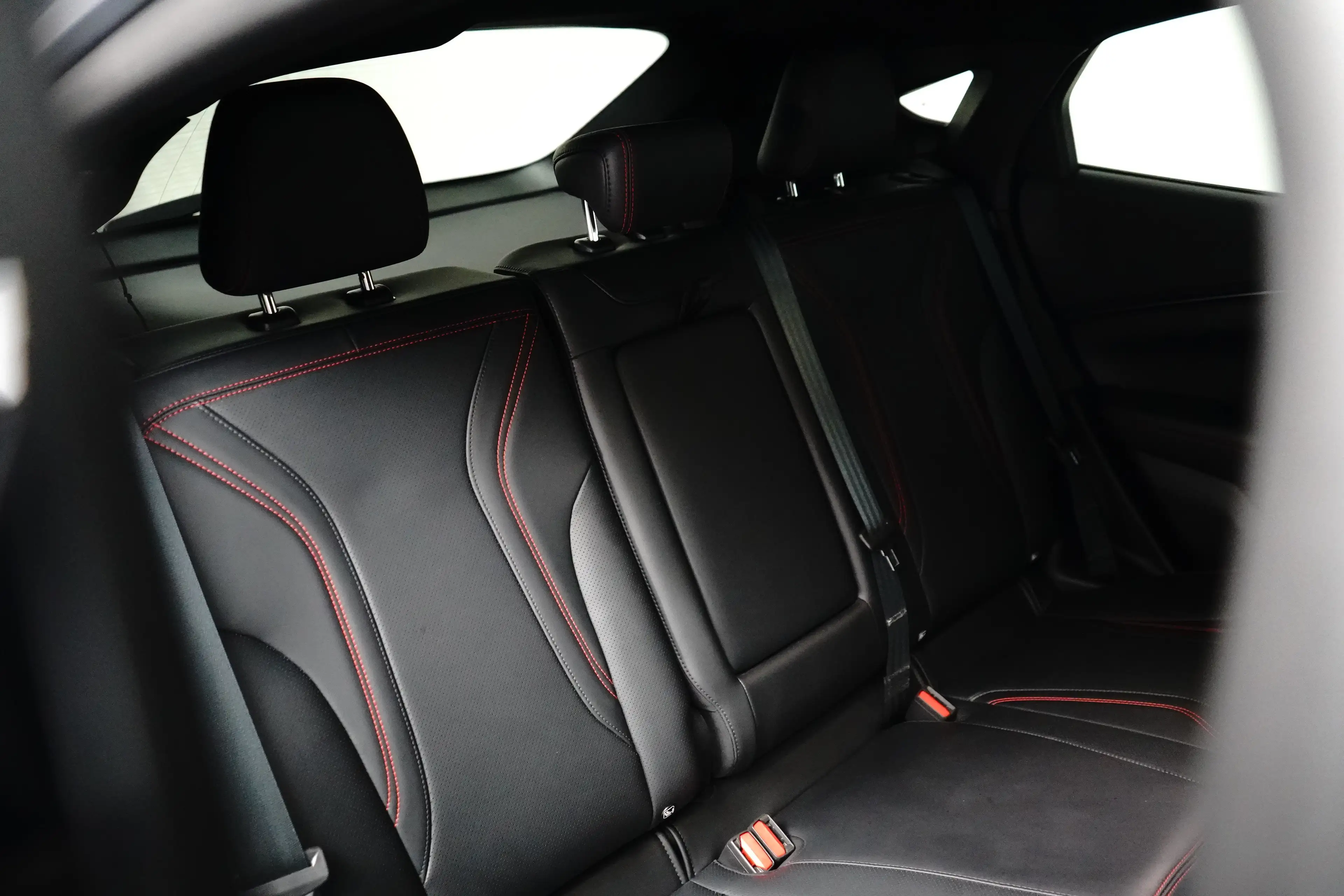 Ford Mustang Mach-E Extended Range AWD 98KWh 351pk | Afn. Trekhaak | P — photo 9