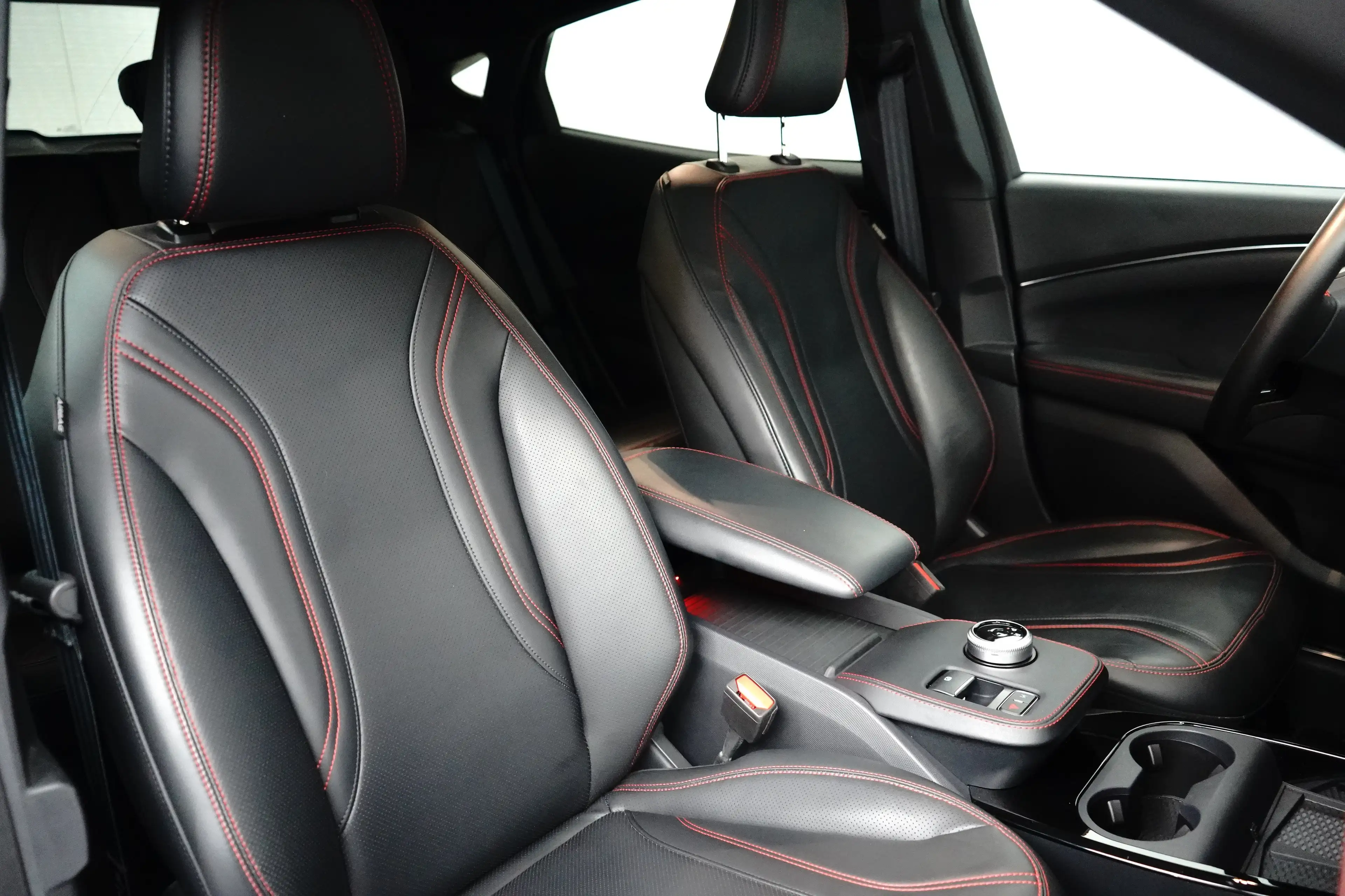 Ford Mustang Mach-E Extended Range AWD 98KWh 351pk | Afn. Trekhaak | P — photo 4