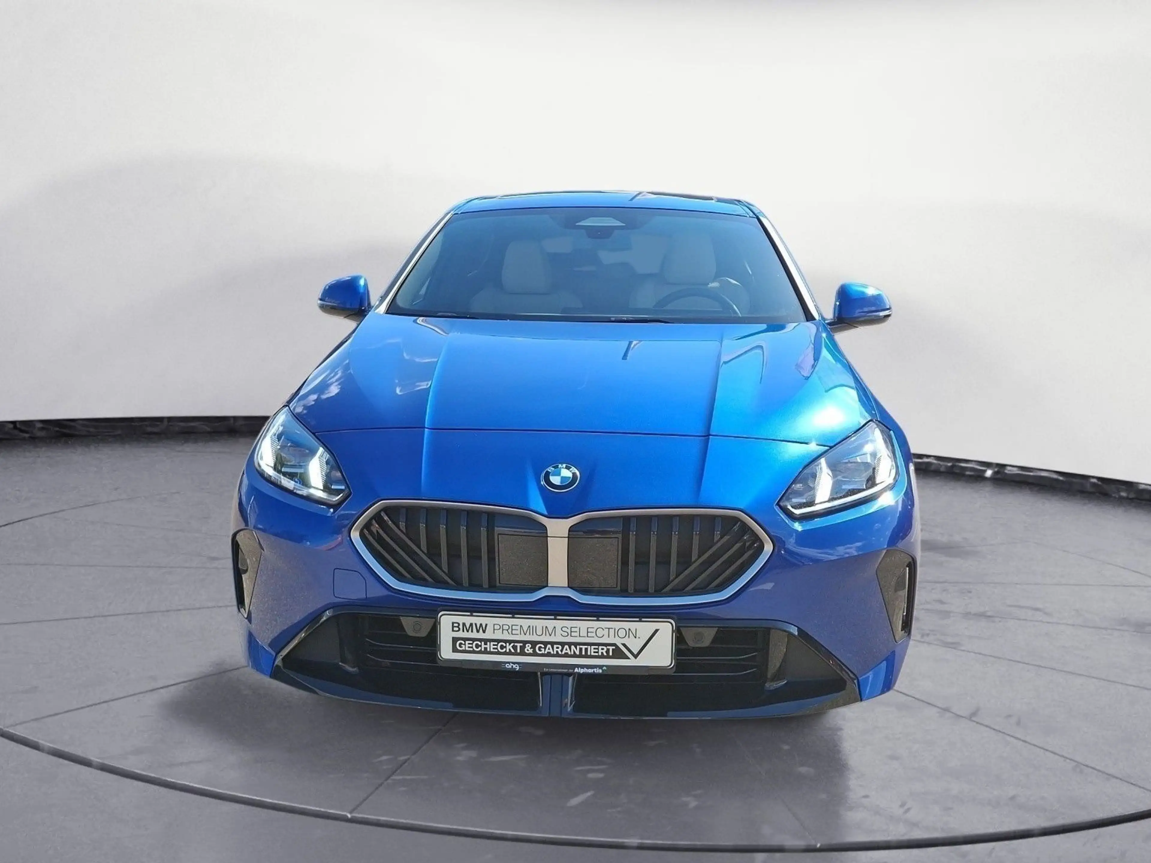 BMW 120 i M-Sport *Premium Paket*Kamera*Panorama*LED* — photo 10