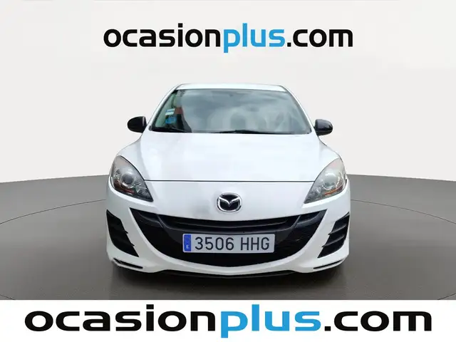 Mazda Mazda3 view 8