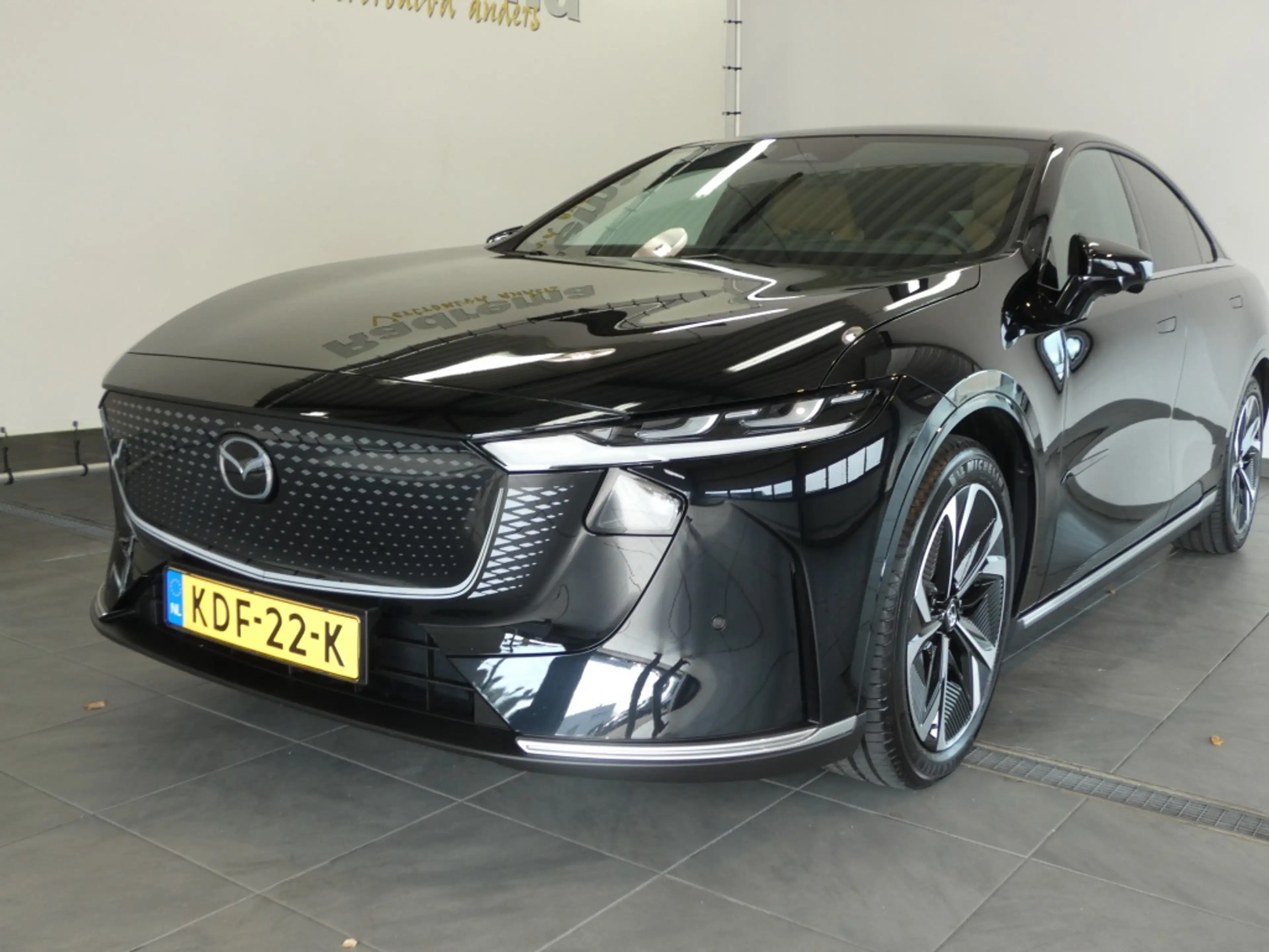 Mazda 6e Takumi Plus 258 pk Panodak, 360 camera 68.8 kWh — photo 4