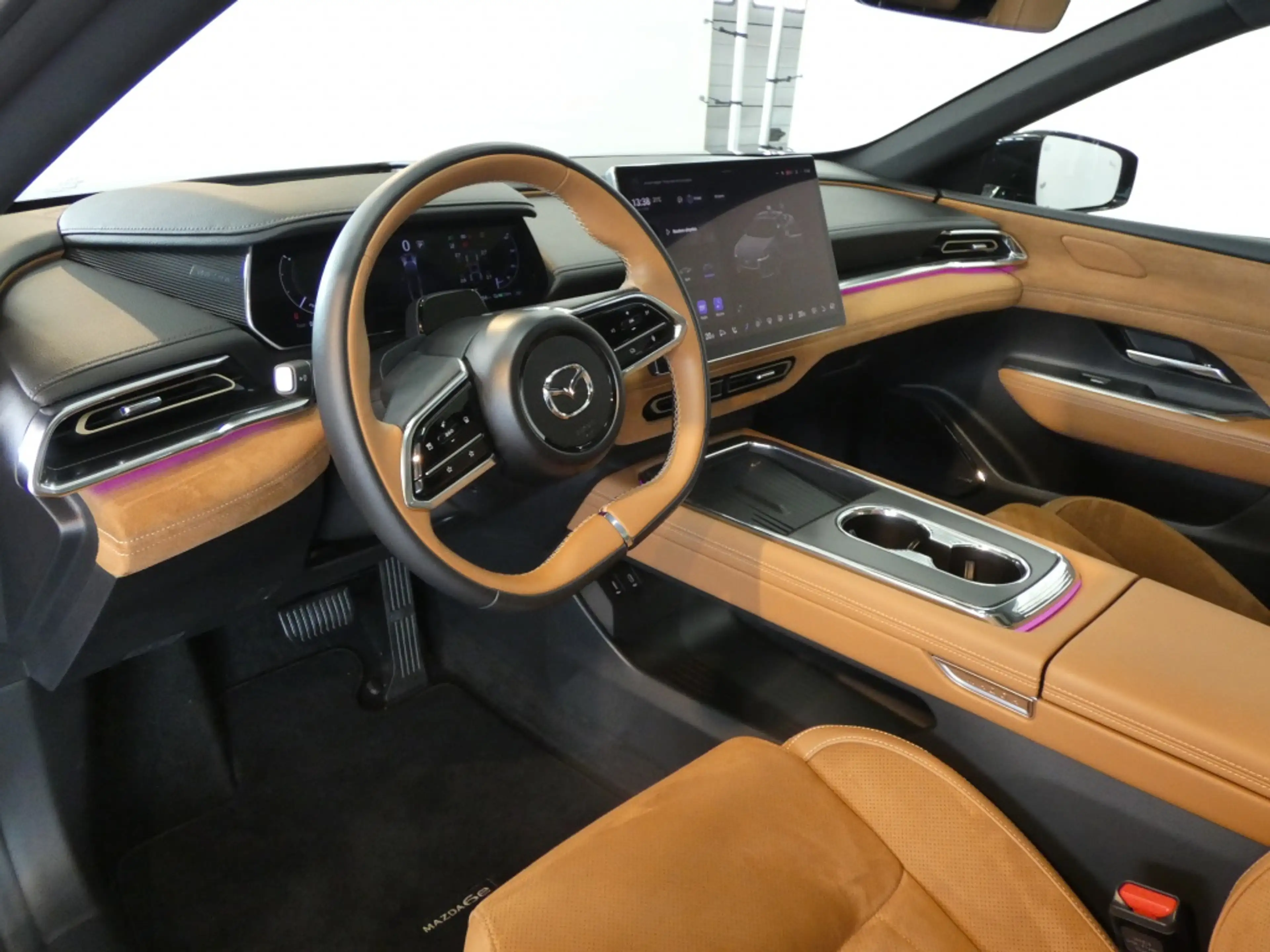 Mazda 6e Takumi Plus 258 pk Panodak, 360 camera 68.8 kWh — photo 11