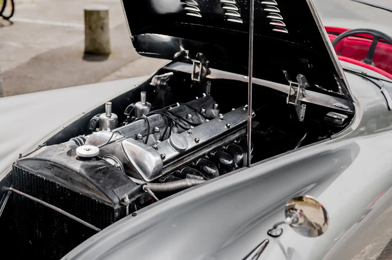 Jaguar XK 120 OTS, foto 4