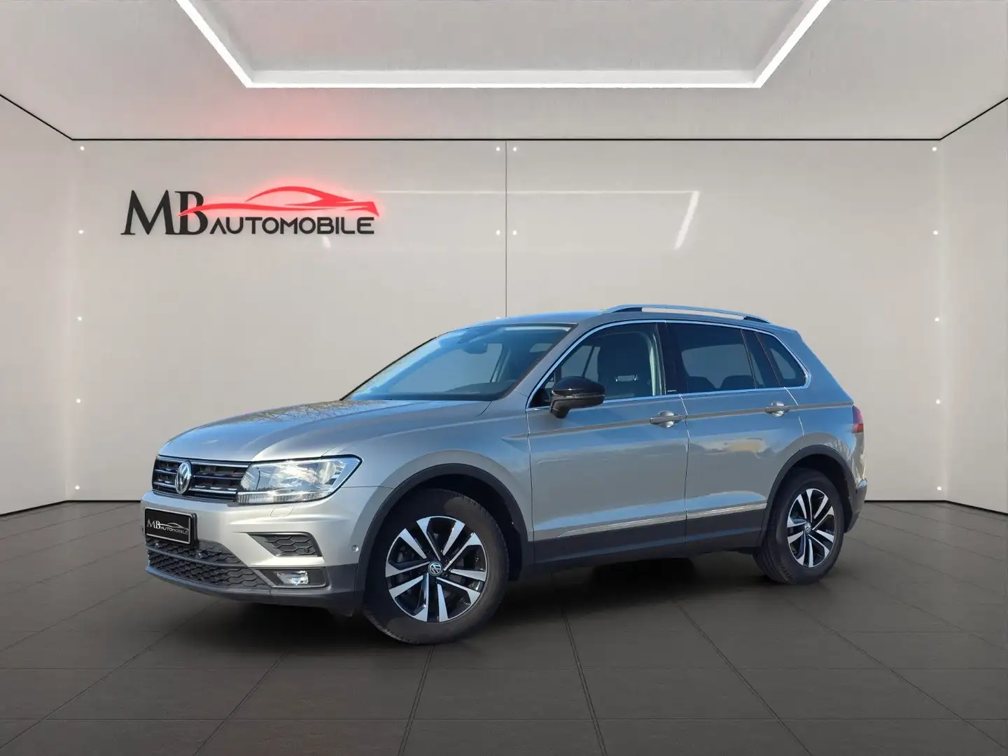 Volkswagen Tiguan 1,5 TFSI IQ.DRIVE *2. Hand* ACC*Winterpa Silber - 1