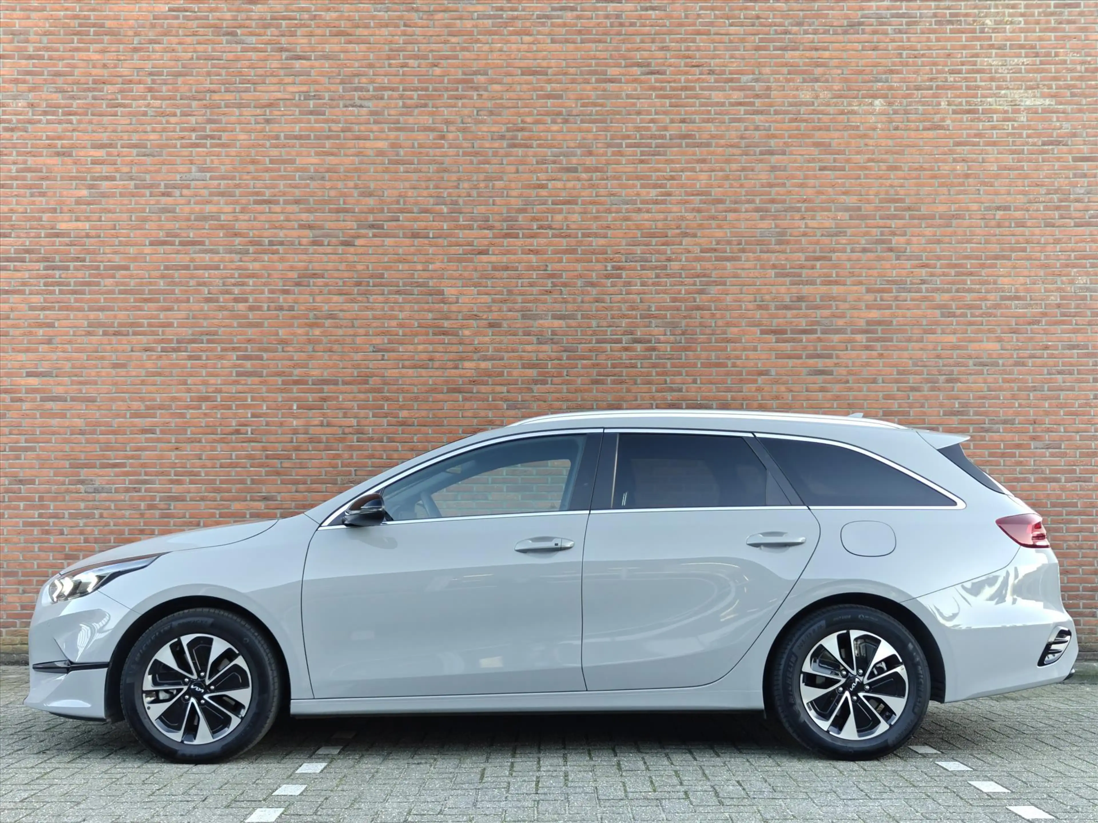 Kia Ceed SW / cee'd SW Sportswagon 1.0 T-GDi 100pk Design Edition | Navig — photo 5