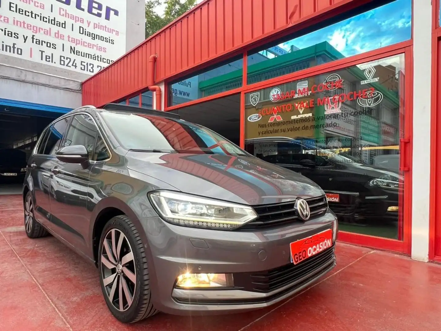 Volkswagen Touran 2.0TDI CR BMT Advance 110kW Gris - 2