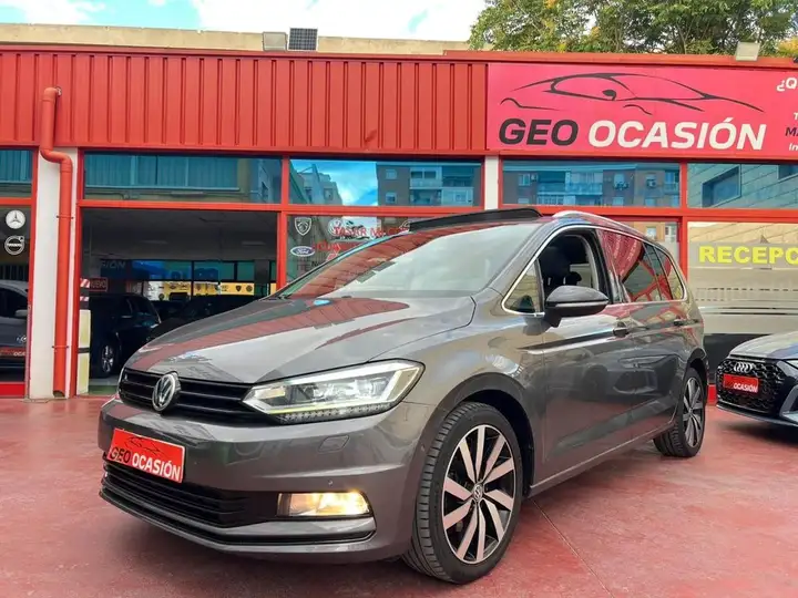 Volkswagen Touran 2.0 TDI CR BMT Advance 2015