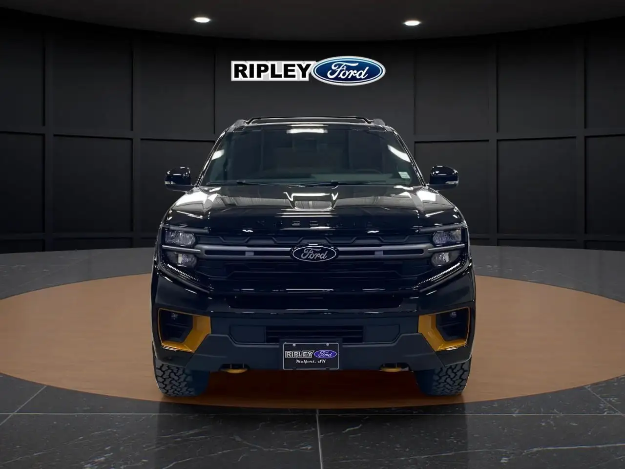 Ford Expedition снимка Ford Expedition