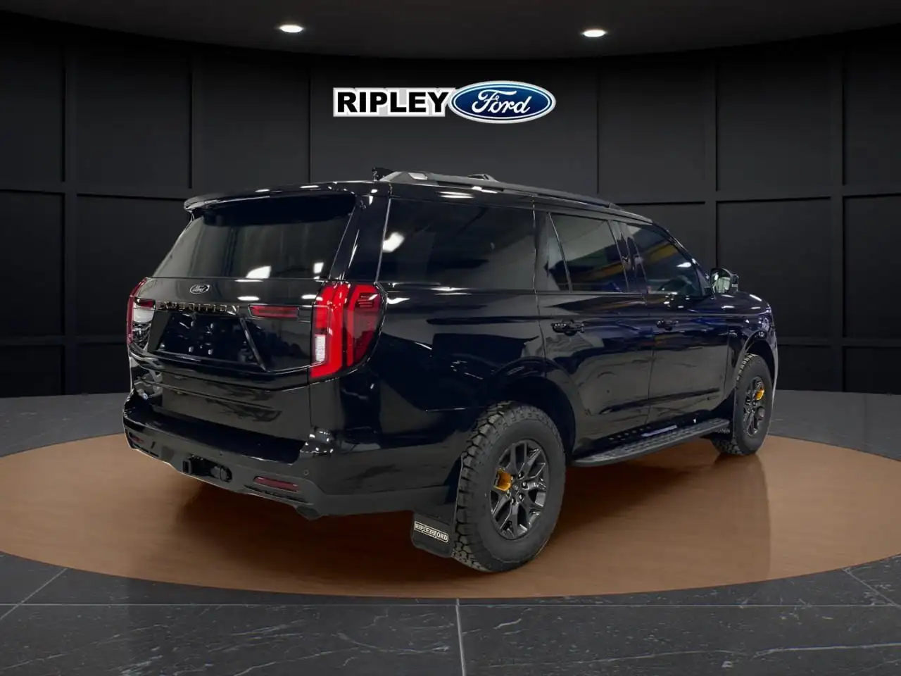 Ford Expedition снимка Ford Expedition
