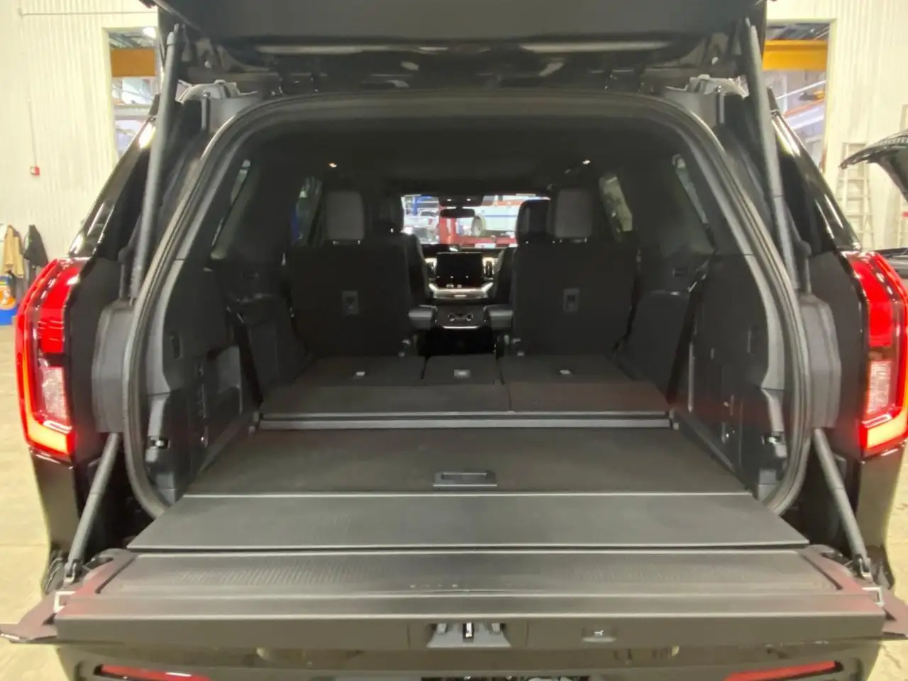Ford Expedition снимка Ford Expedition