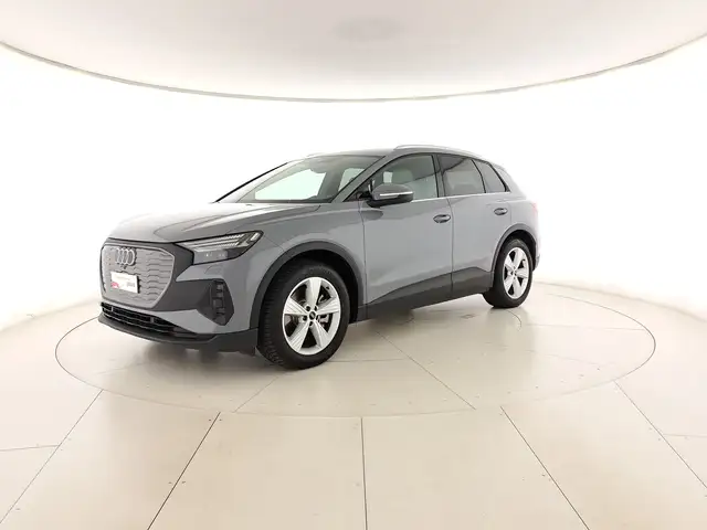 Audi Q4 e-tron 40 business advanced