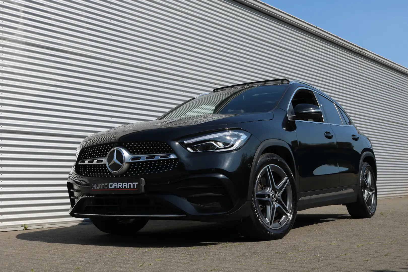 Mercedes-Benz GLA 250 4MATIC AMG Line (Panoramadak Sportleder Widescreen Noir - 2