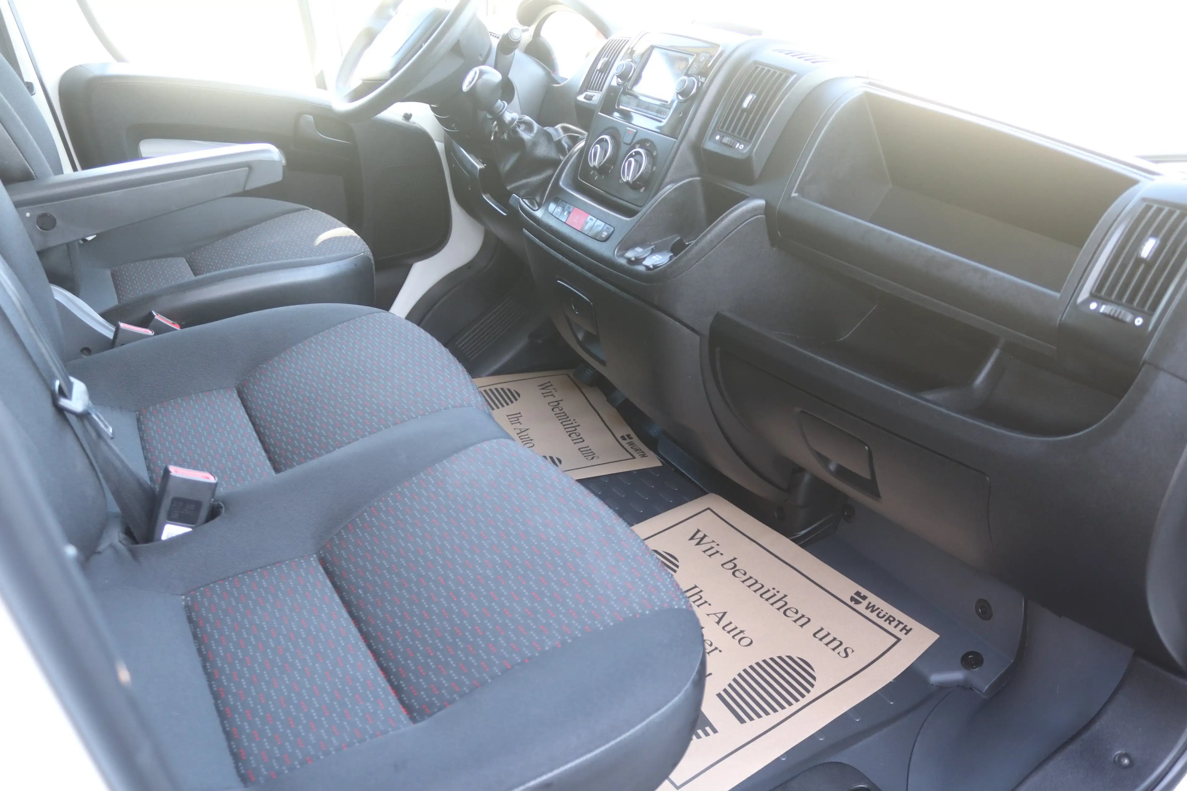 Peugeot Boxer L1H1 Kasten/€ 14.900,-netto/NAVI KAMERA TEL TEM — photo 11