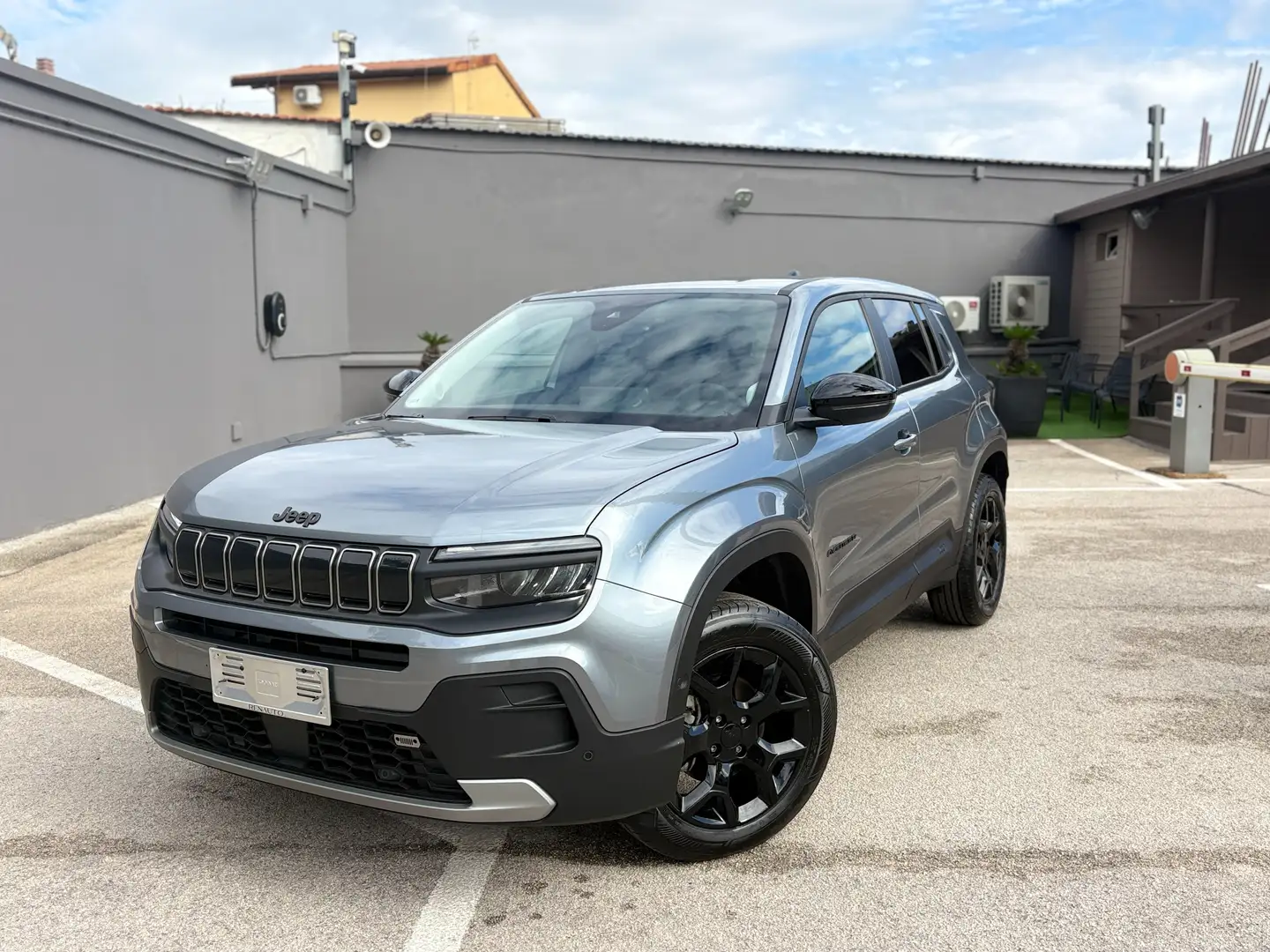 Jeep Avenger Avenger 1.2 turbo Altitude 100cv KM CERTIFICATI Grigio - 1