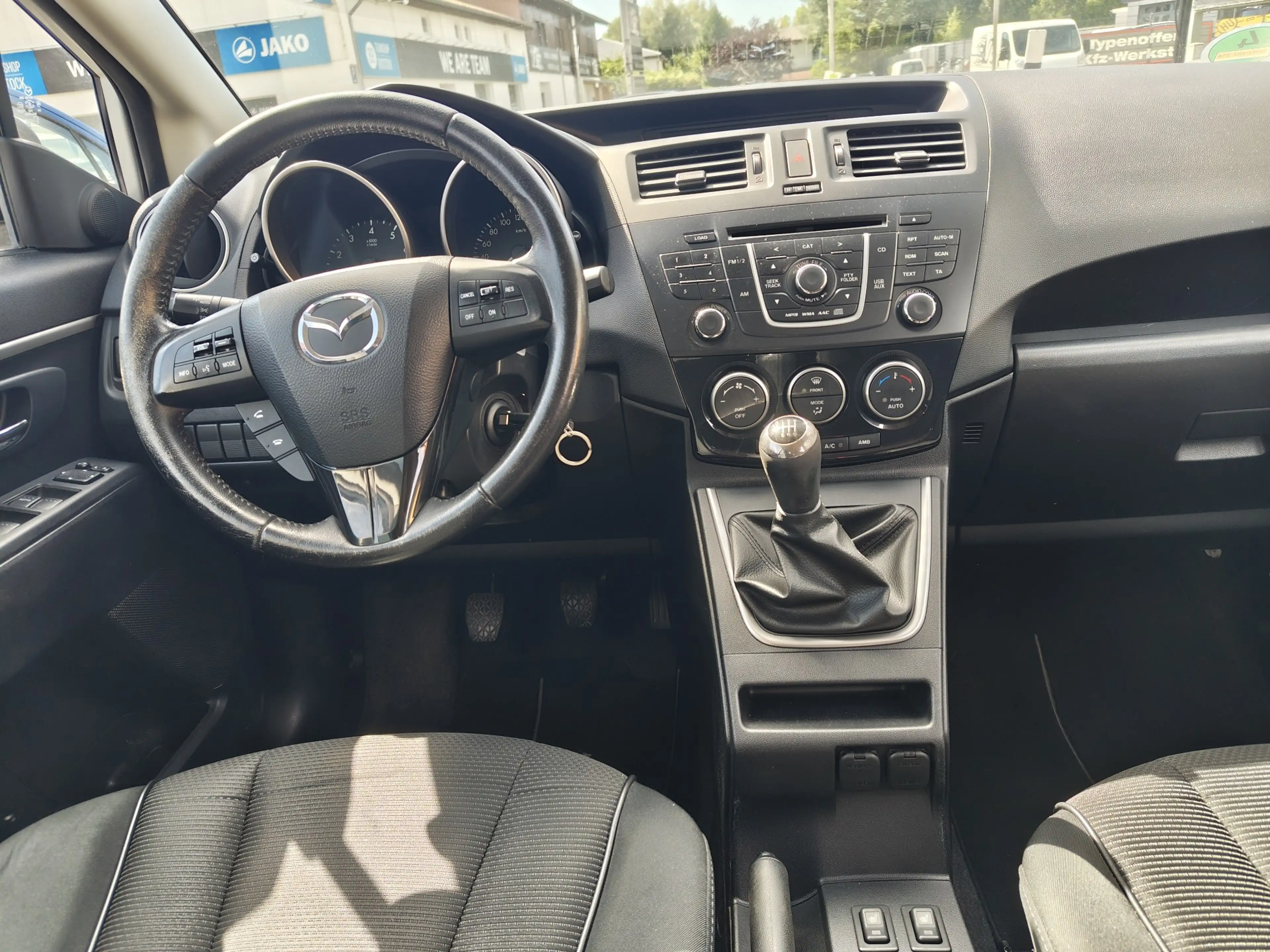 Mazda 5 5 2.0 MZR-DISI i-stop Sendo — photo 17